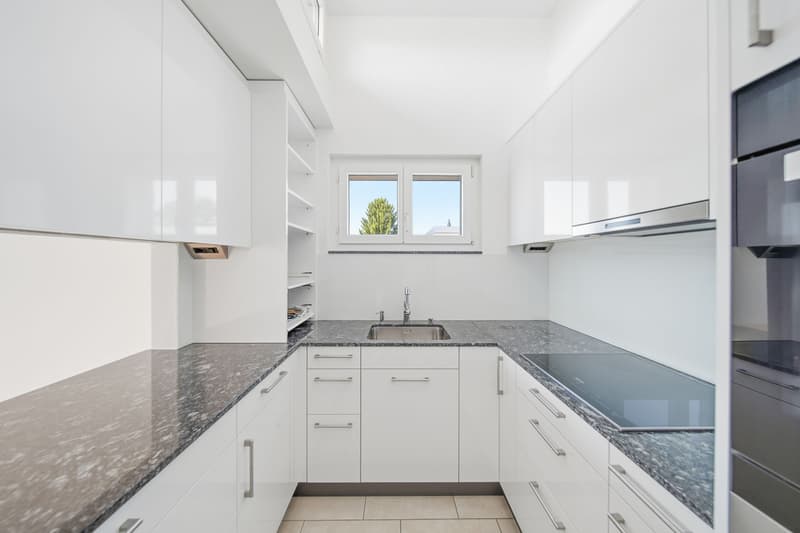 ELEGANTE E BEN CURATA – CASA A SCHIERA D’ANGOLO DI 4,5 CAMERE (3)