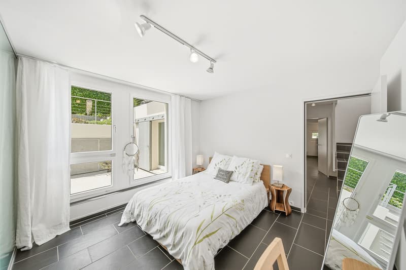 OVERVIEWING GREEN SPACES — ELEGANT 6.5-ROOM SINGLE-FAMILY HOME (5)