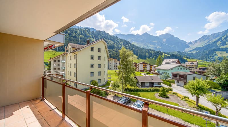SMALL BUT CHARMING – LOVELY HOLIDAY APARTMENT WITH STUNNING VIEWS (1)