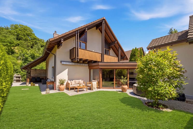 265 M² ZEITLOSES RAUMWUNDER NÄHE AARAU (1)