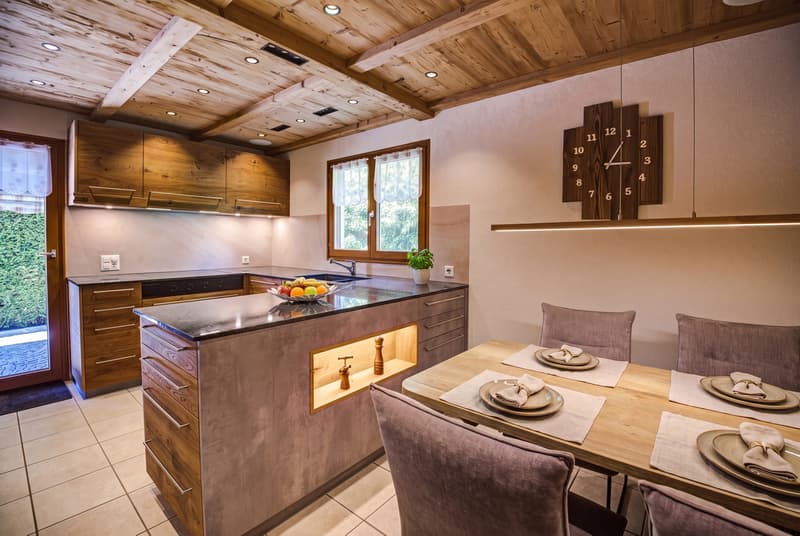 265 M² ZEITLOSES RAUMWUNDER NÄHE AARAU (3)