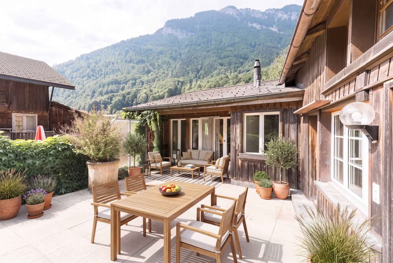 8.5 ZIMMER HAUSHÄLFTE MIT EINLIEGERWOHNUNG IN DEN BERNER ALPEN (7)
