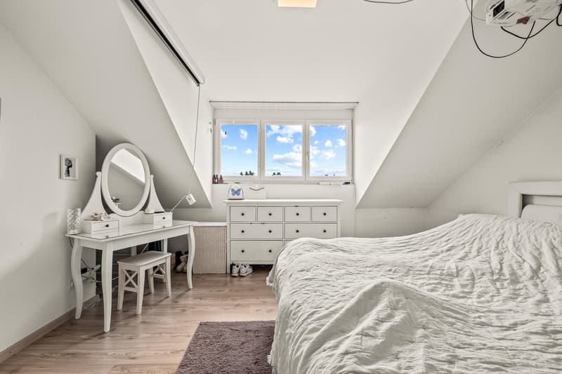 HELLE UND GEMÜTLICHE 5.5 ZIMMER MAISONETTE IN ZÜRICH-NORD (5)