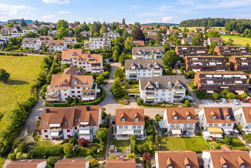 STILVOLLES WOHNEN IN BEGEHRTER LAGE VON WETTSWIL (7)
