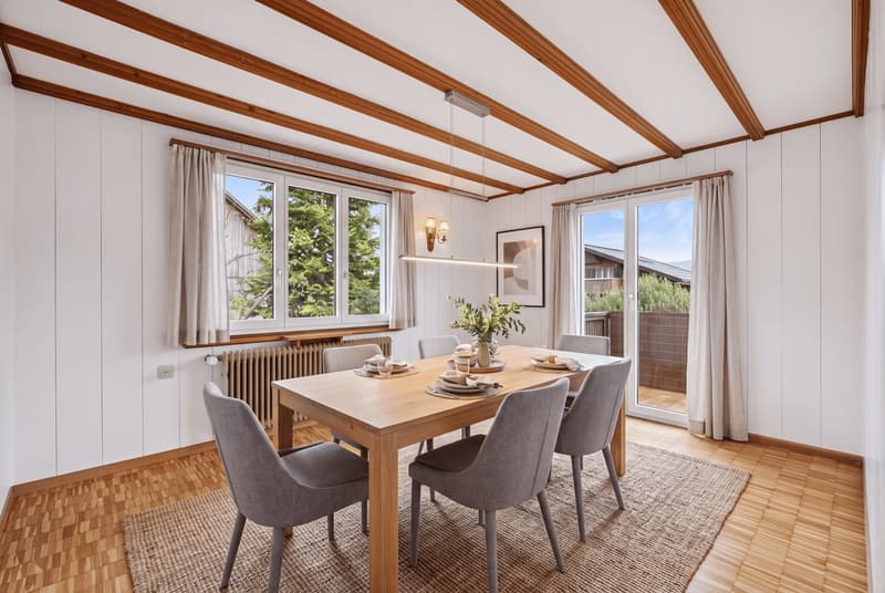 FREISTEHENDES EINFAMILIENHAUS IM IDYLLISCHEN GLARNERLAND (2)