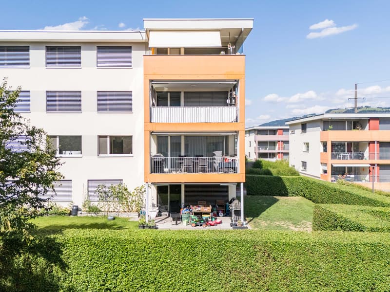 STILVOLL, HELL, ZENTRUMSNAH - 4.5 ZIMMER WOHNUNG IN EBIKON (7)