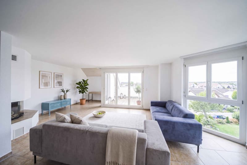 WOHNEN AUF ZWEI EBENEN - DACHMAISONETTE IN BASSERSDORF (1)
