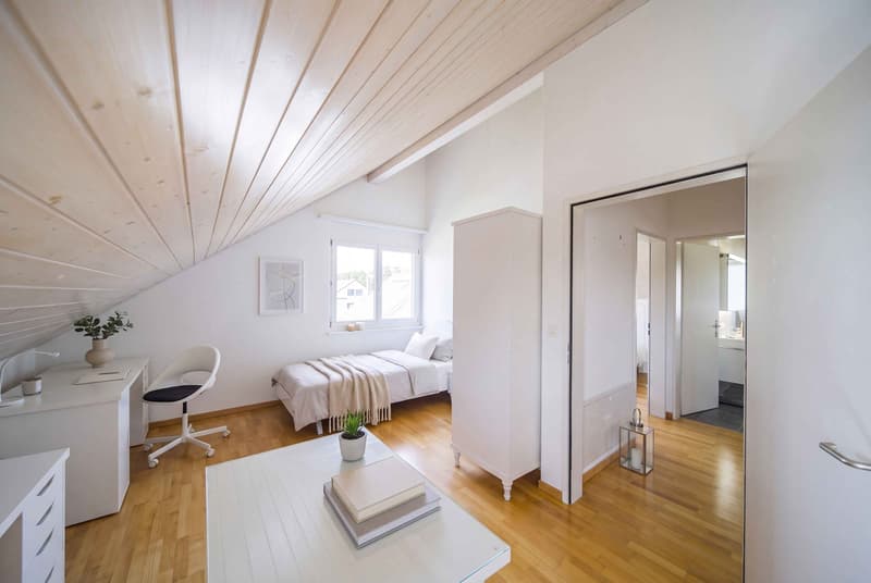 WOHNEN AUF ZWEI EBENEN - DACHMAISONETTE IN BASSERSDORF (4)