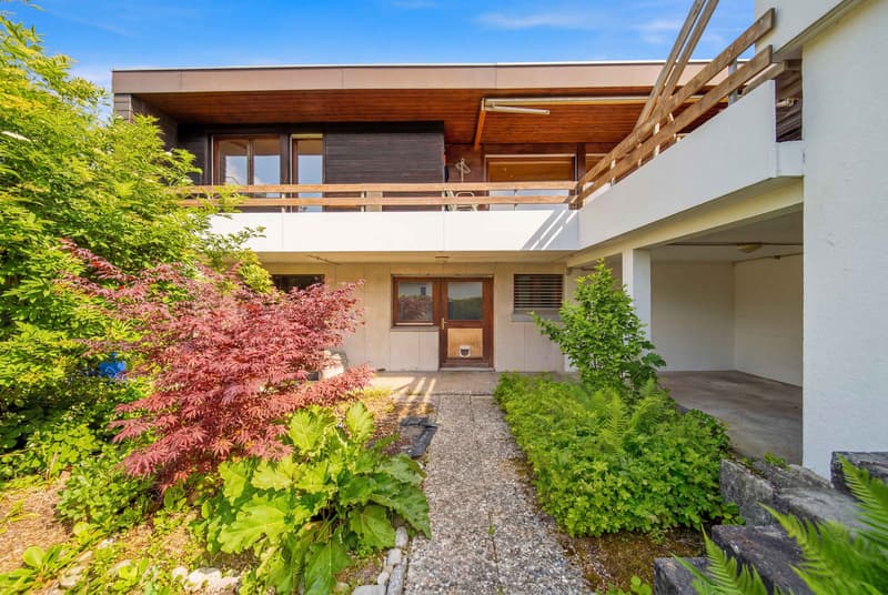 FREISTEHENDES 5.5 ZIMMER EINFAMILIENHAUS MIT VIEL UMSCHWUNG (6)