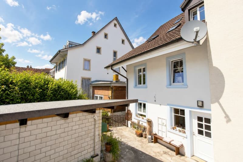 Attraktives Eck-Einfamilienhaus (9)