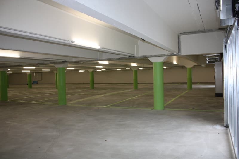 Einstellhallenplatz "Bauhalde" Ahornweg (3)