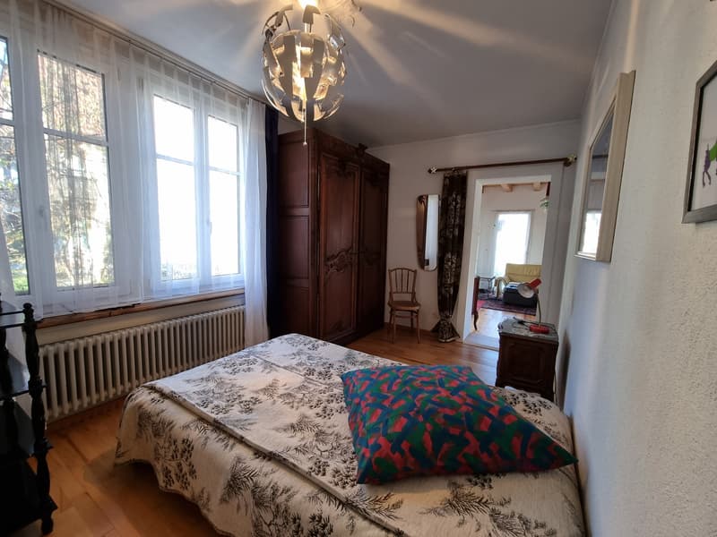 Appartamento di 4,5 locali al piano terra con area di prato come terrazza coperta (4)