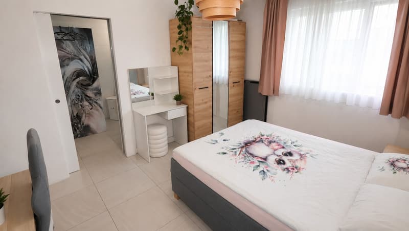 2 camere a disposizione 1300 CHF - 1800 CHF tutto compreso a seconda dell'occupazione (4)