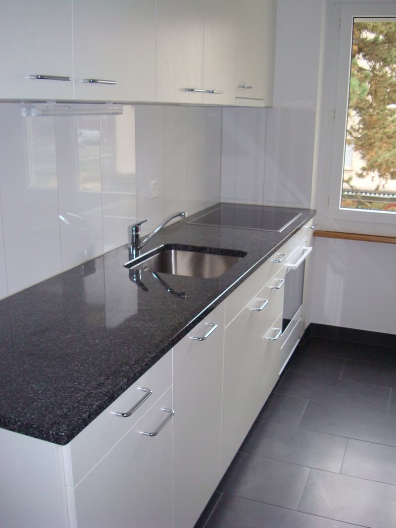 Appartement 2.5 pièces avec balcon directement au Rosengarten (1)