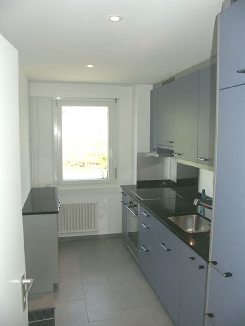 Charmante 4.5-Zimmerwohnung mit grosser Terrasse inkl. Tiefgaragenparkplatz in Adlikon b. Regensdorf (6)