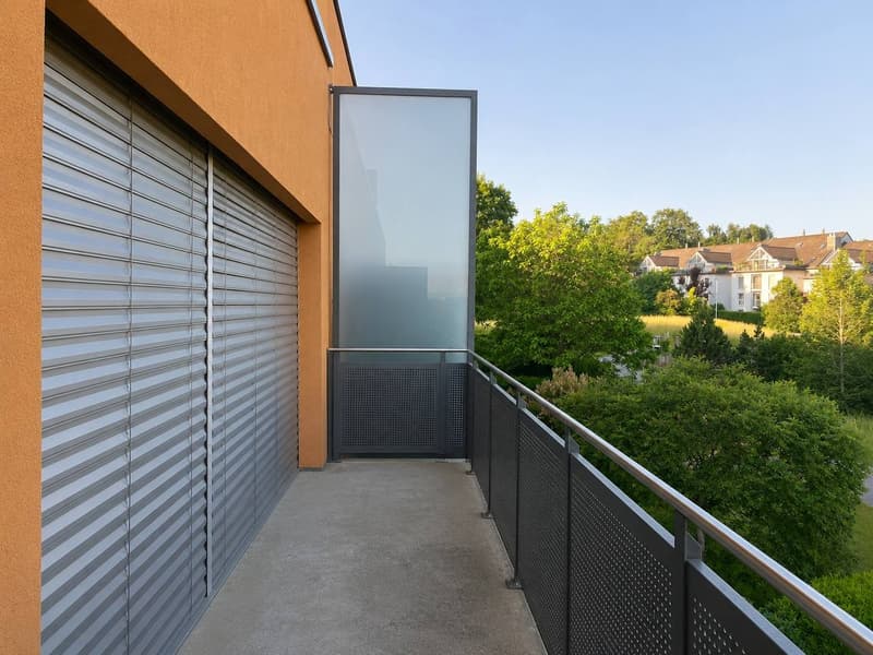 Appartement lumineux 4.5 pièces avec balcon et belle vue à Niederwangen près de Berne (9)