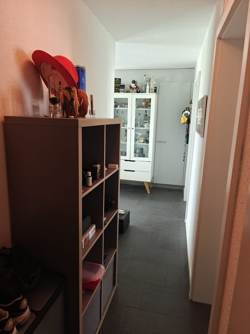 Spacious, bright 2.5-room apartment (70m²) with open living concept & balcony (7)