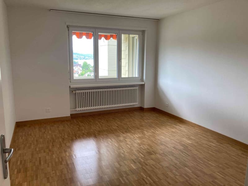 Zentrale Lage direkt am Zürichsee mit der schönsten Aussicht (5)