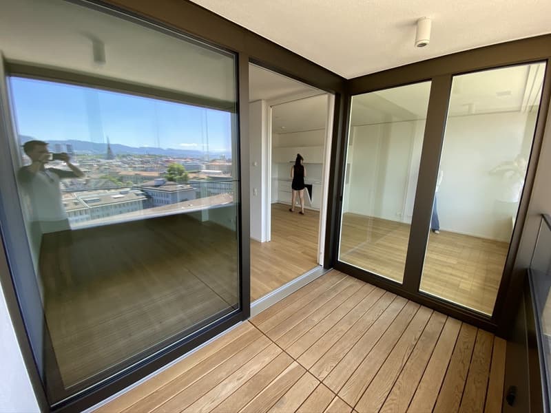 Bright 2.5-room in Europaallee  New Build, High Floor, Spectacular View (4)