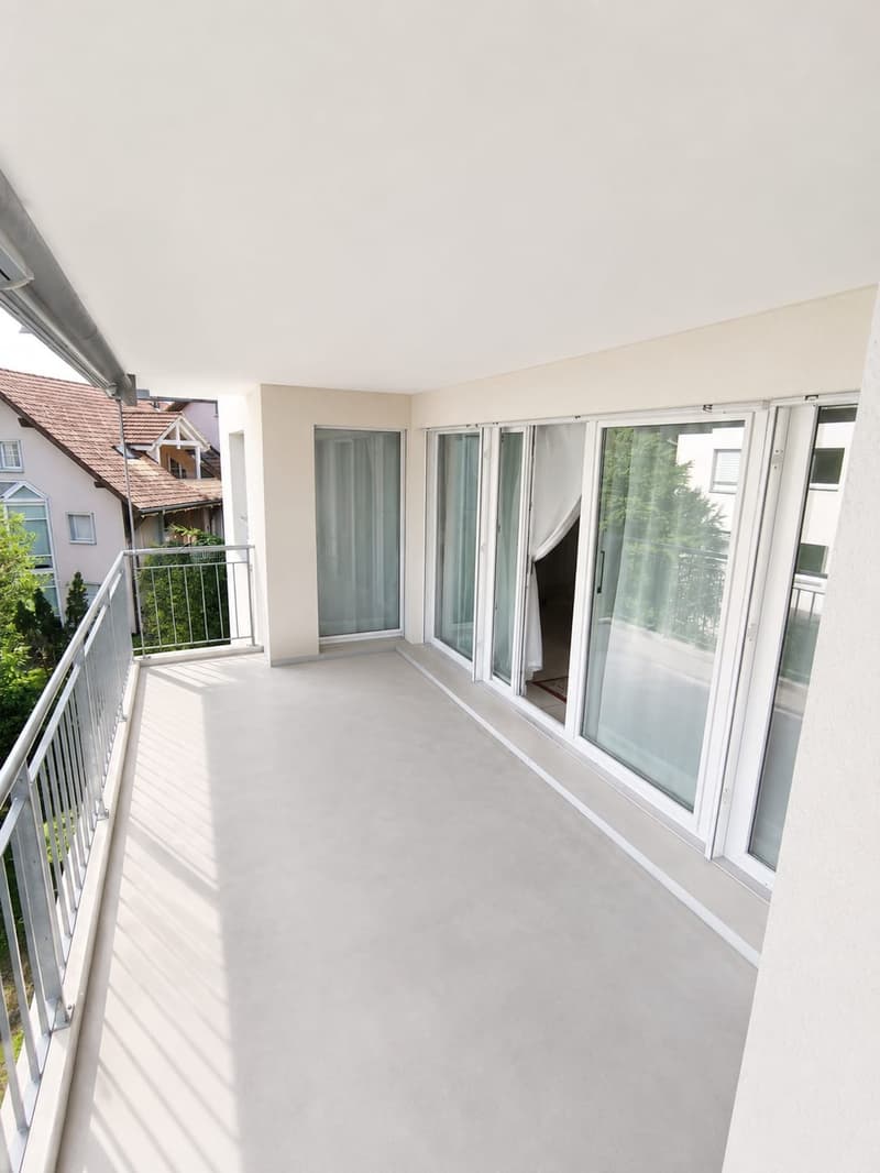 Modern, spacious, and bright apartment in Bonstetten seeking subtenant (6)