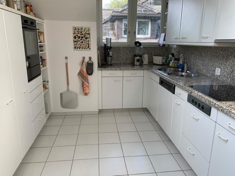 WG-Zimmer in unserer wunderschönen Wohnung in Hottingen wird frei. (4)