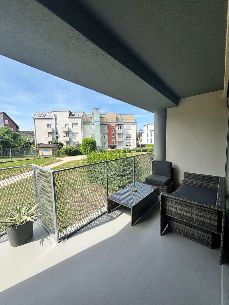 Modern 3.5 rooms in quiet and central location (9)