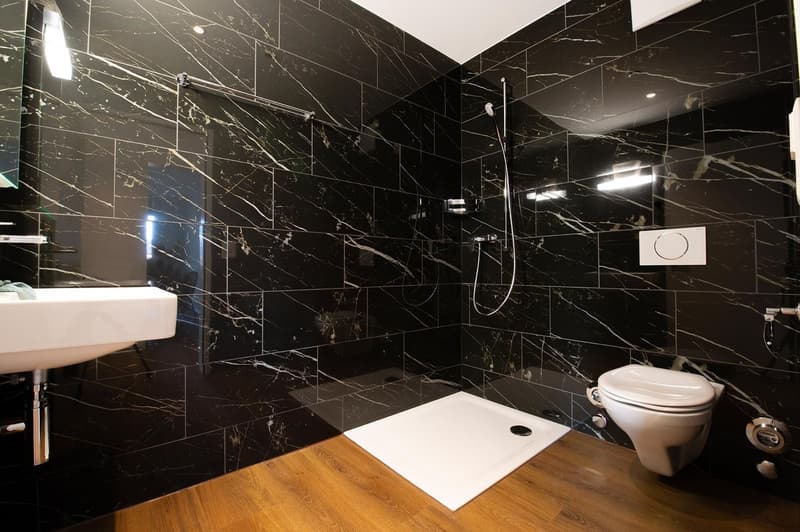 Appartamento moderno 3.5 locali con ampio balcone a Triengen (5)