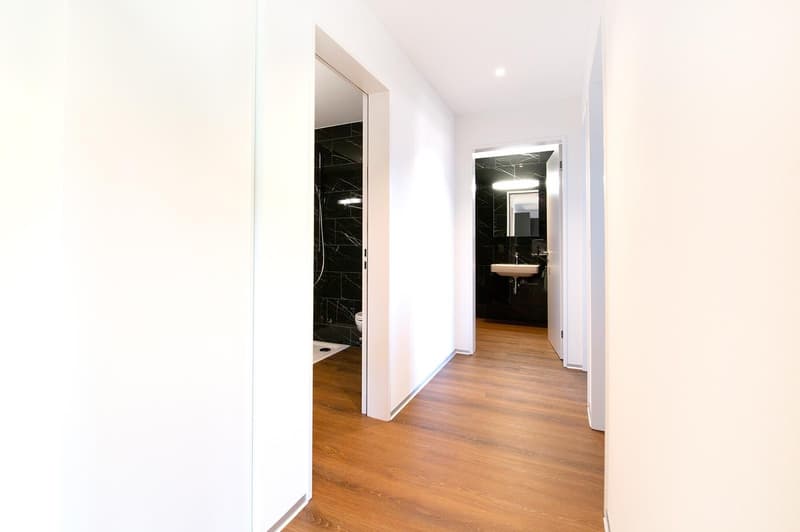 Appartamento moderno 3.5 locali con ampio balcone a Triengen (3)