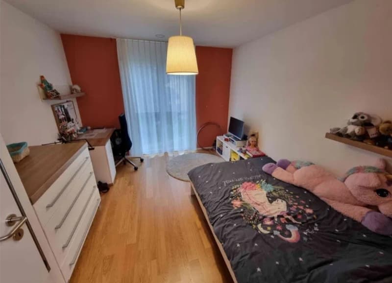 4.5 Zi-Wohnung, zentral und doch ruhig gelegen 1.7.26 (7)