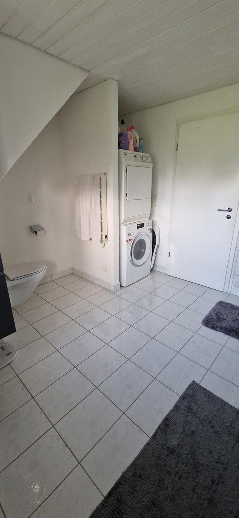 Appartement 4.5 pièces avec espace de jardin et piscine (5)