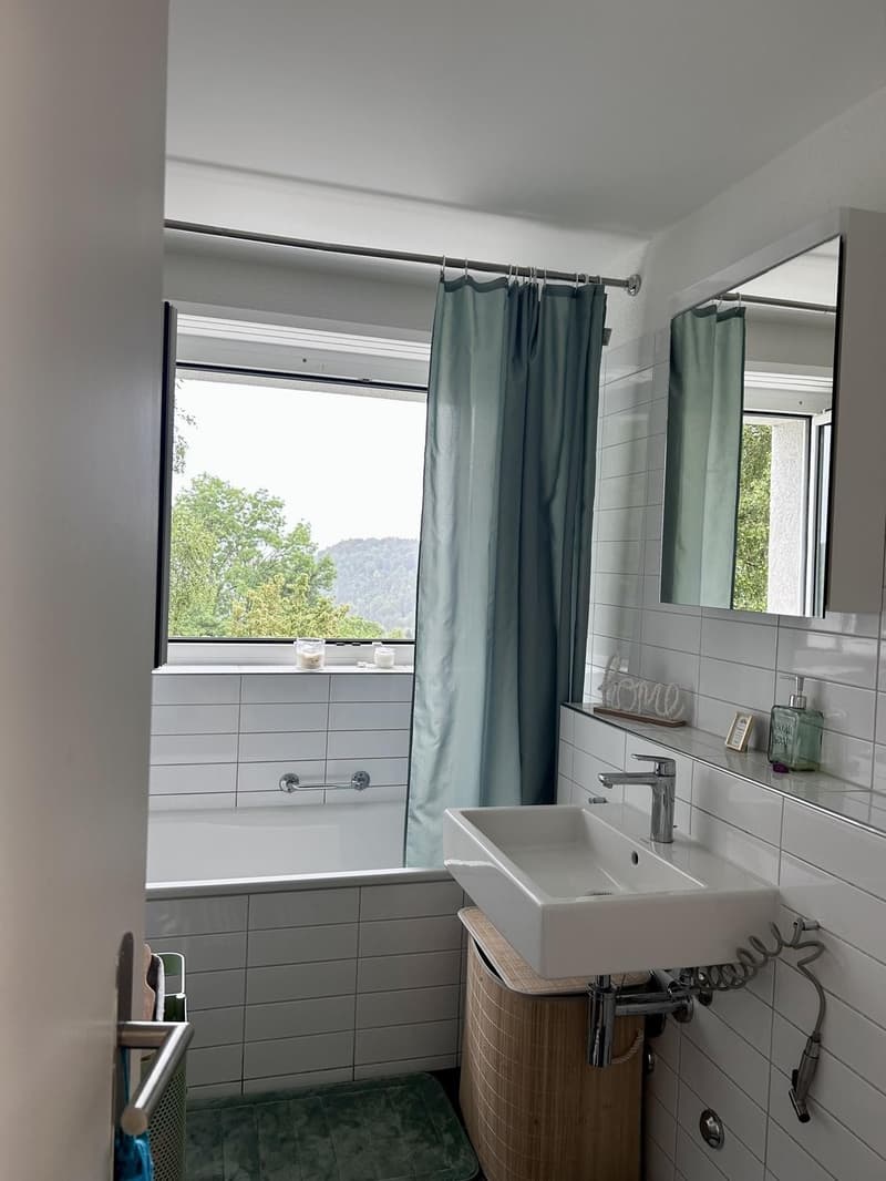 Helle Wohnung in ruhiger und naturnaher Lage (6)