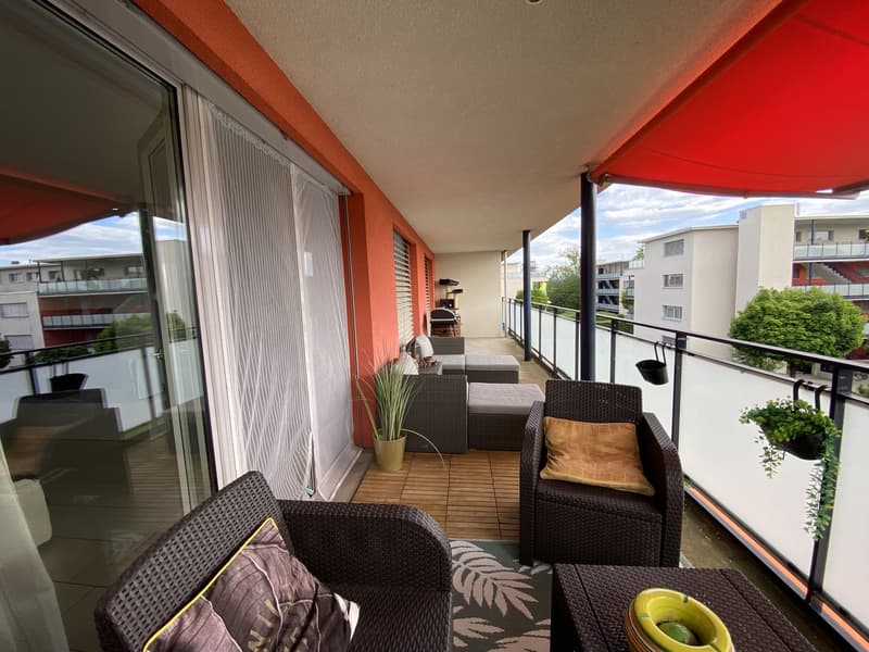 Locataire recherché pour un appartement de 3,5 pièces au 2e étage à Bülach. (2)
