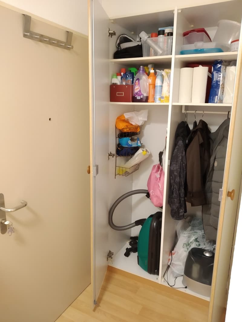 Furnished 2.5 rooms flat for rent with two pations in the heart of Zurich! Möblierte 2.5 Zi Wohnung mit 2 Sitzplätzen in Wiedikon zur befristeten Untervermietung - ab sofort (12)