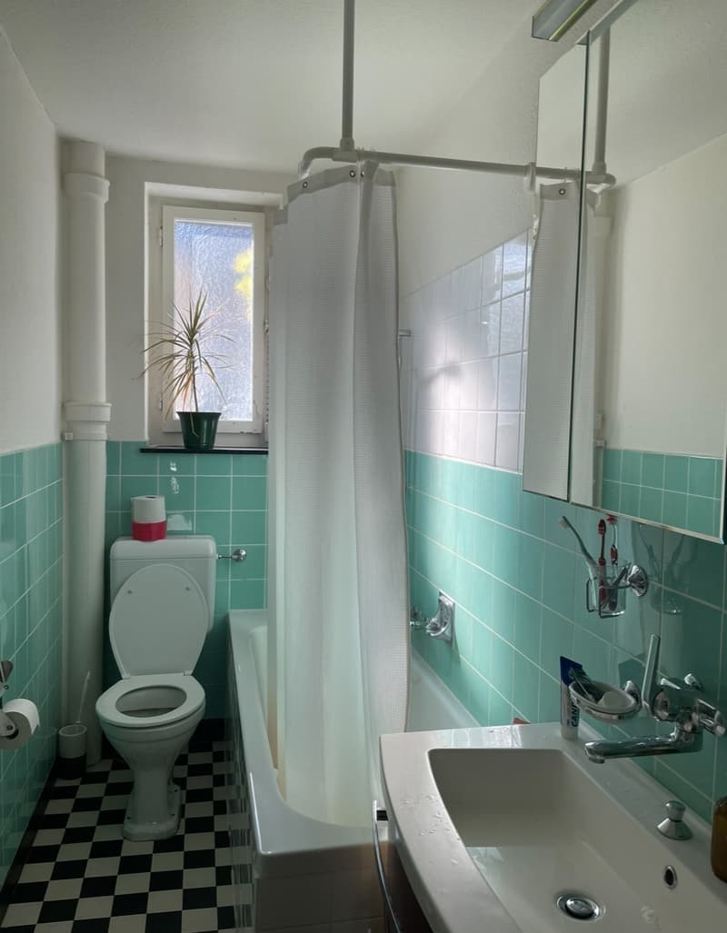 Befristet bis 1.8.26: 3-Zimmer Altbauwohnung, Kreis 3 (5)