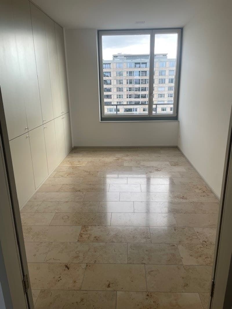 Appartement 4,5 pièces (luxe, 13e étage) Colocataire recherché (9)