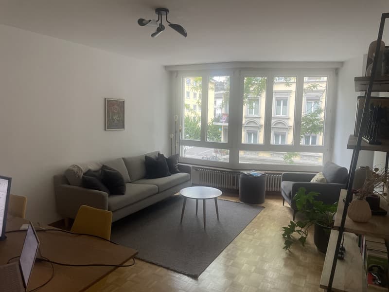 Subrenting furnitured 2.5-rooms in Seefeld Zurich until approx. Sep 2028 (1)