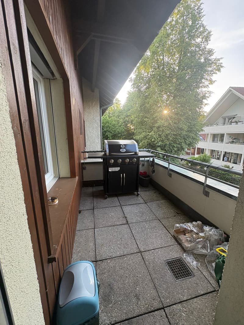 Kleines Balkon - auf der Küchenseite