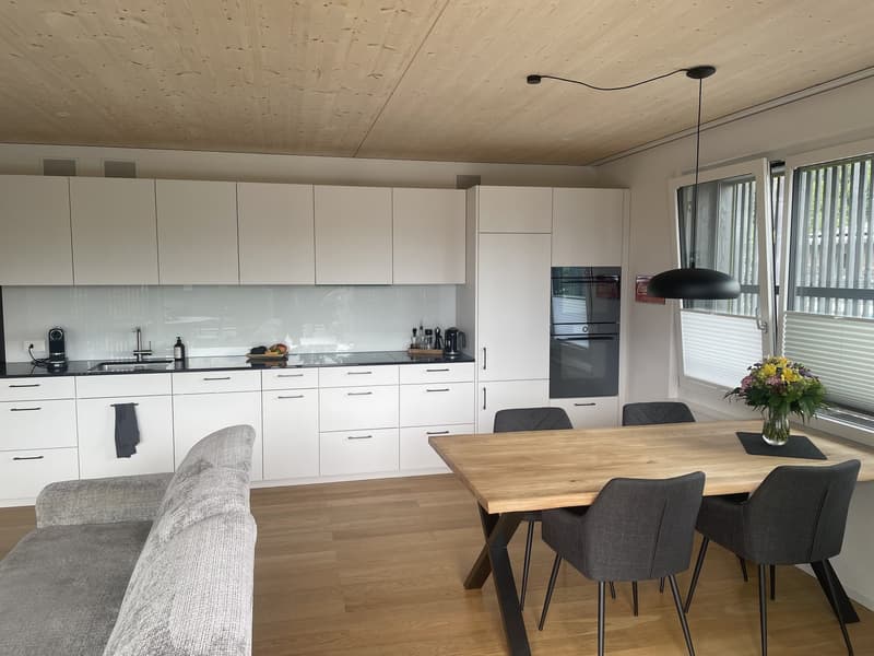 2.5 Zi-Wohnung - Wohnen am Dorfrand von Pfäffikon ZH mit 40m2 Terrasse (7)