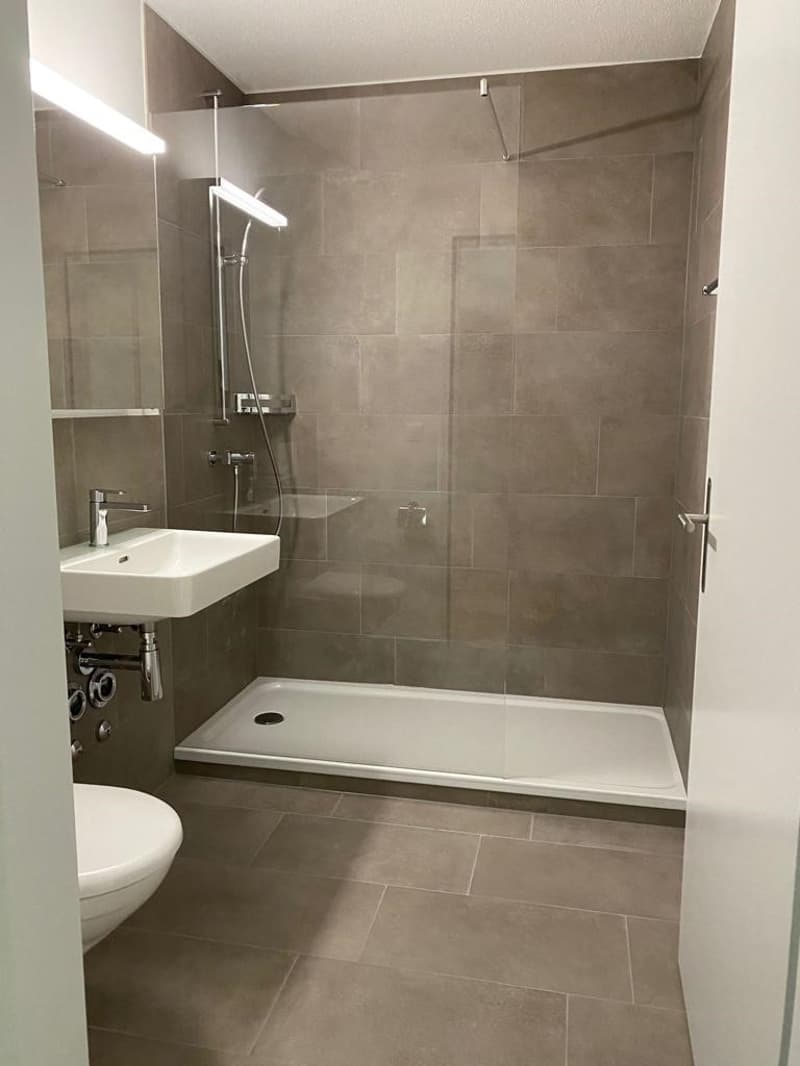 Appartamento moderno 2.5 locali con ampio balcone a Ostermundigen (4)
