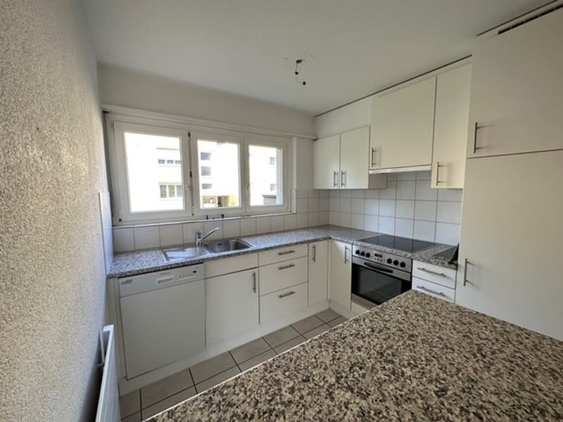 Bright, spacious 4.5-room apartment in prime location (5)