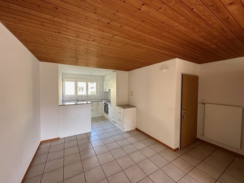Bright, spacious 4.5-room apartment in prime location (2)
