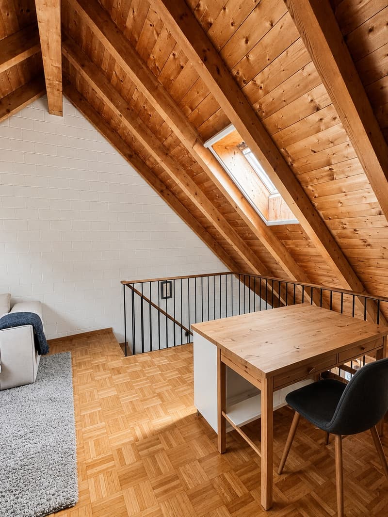 Charming furnished attic apartment with gallery (temporary) (7)