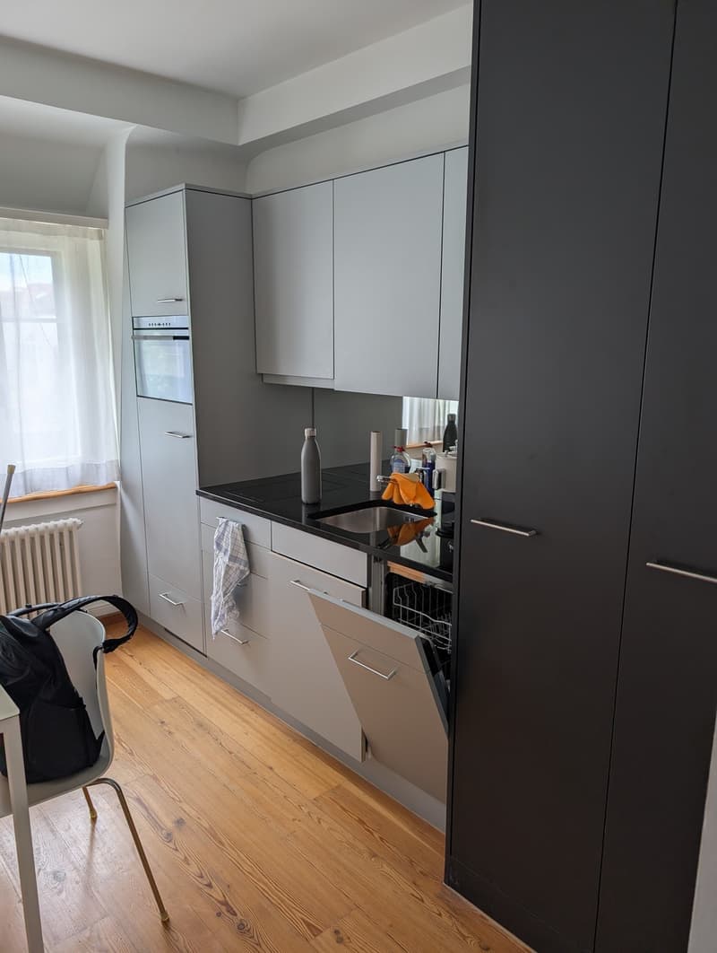 Voll möblierte 1,5-Zimmer-Wohnung an Top-Lage ab sofort verfügbar (2)