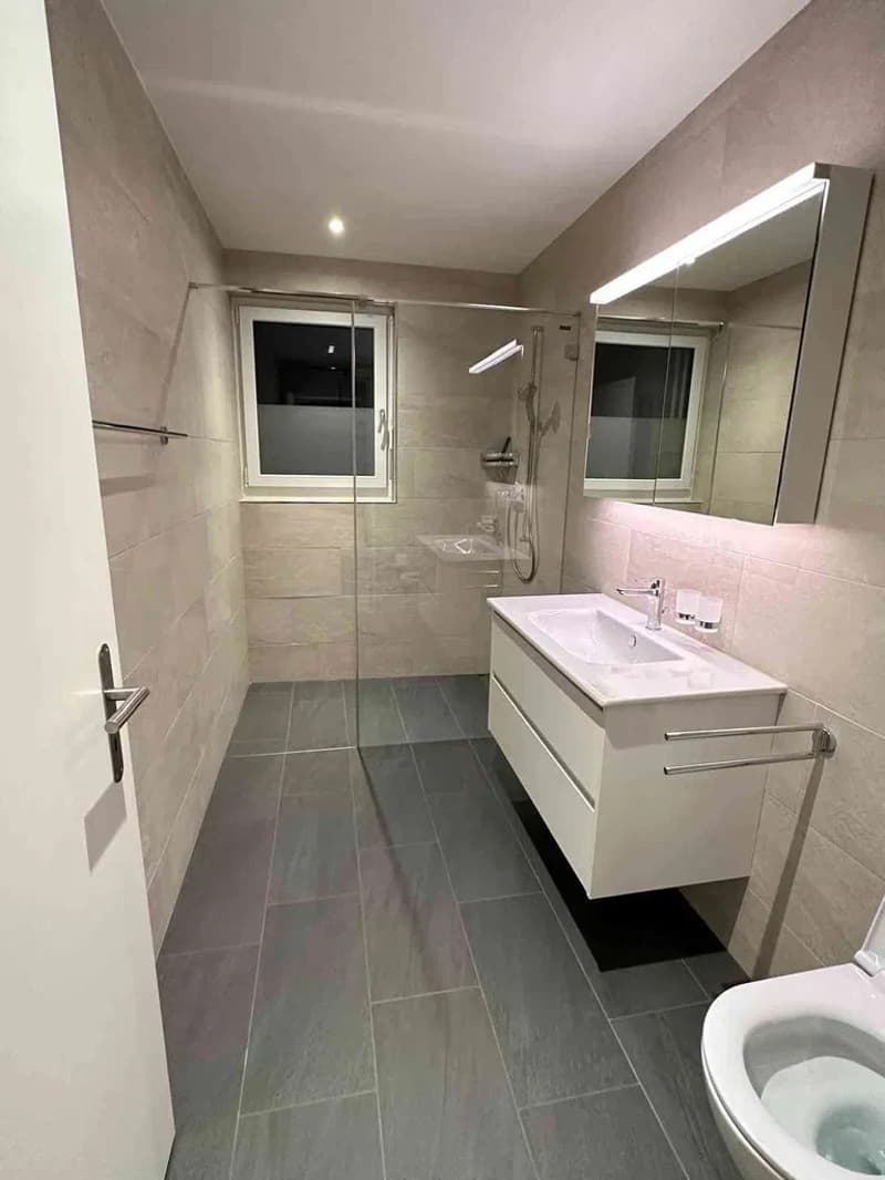 Moderne 4.5-Zimmer-Maisonettewohnung in Weiningen ZH (7)