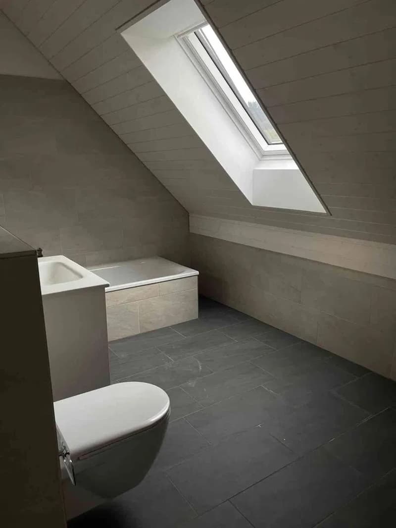 Moderne 4.5-Zimmer-Maisonettewohnung in Weiningen ZH (8)