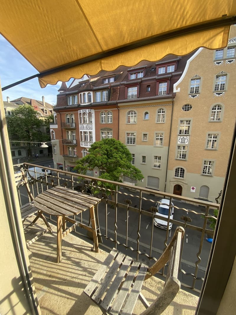 Beautiful and light 3-room apartment in the heart of Bern - available for short term sub-let. (2)