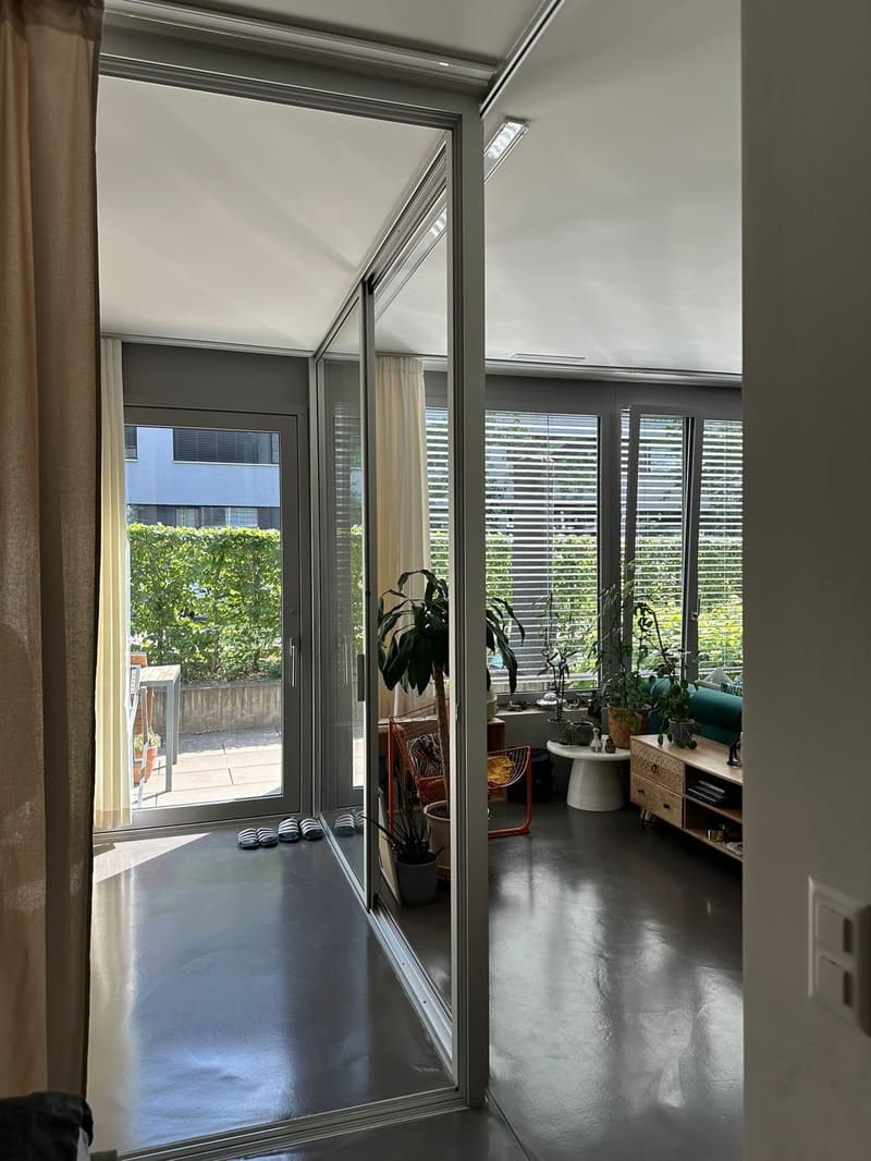 Furnished Apartment with Private Garden Patio for Sublet (01 Nov 2026 01 Aug 2027) (9)