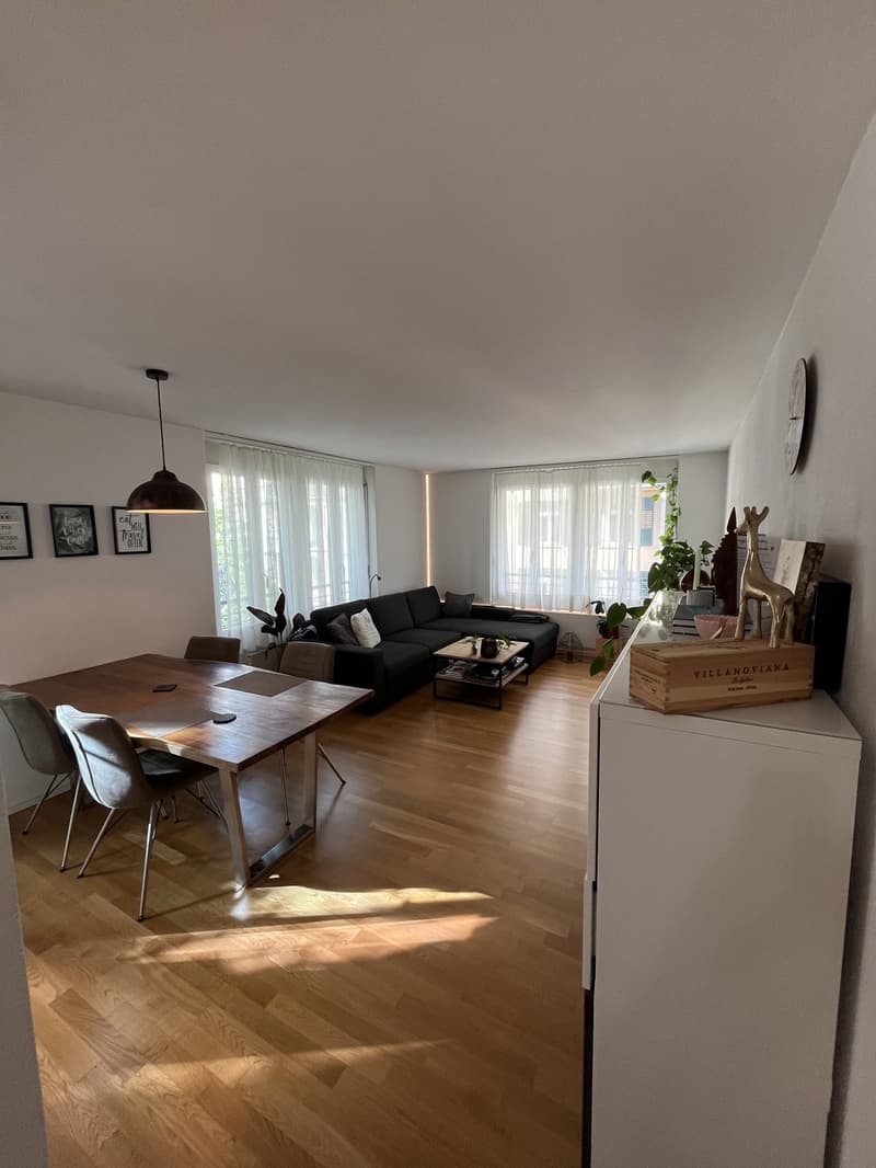 Bright 3.5-room apartment with balcony in central location in Lucerne (2)