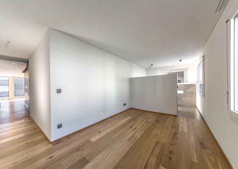 Suche Nachmieter für grosszügige 3.5-Zimmer-Wohnung mit 124 m² und Balkon in Wolfhausen (6)