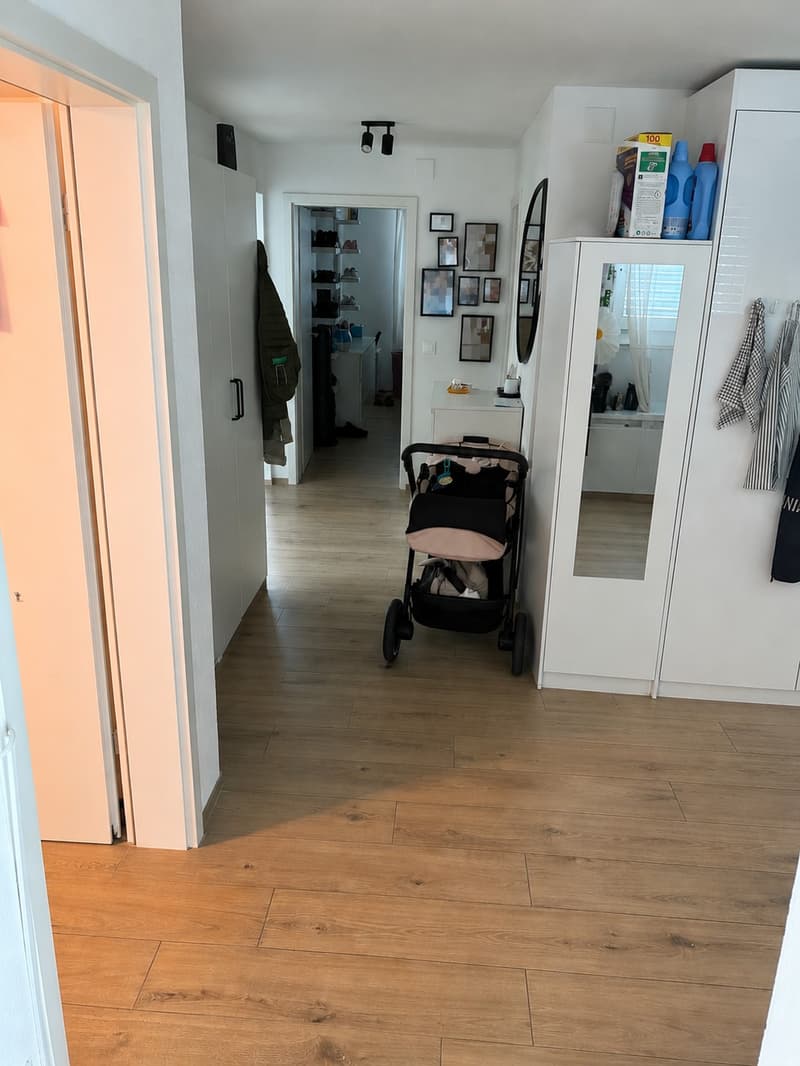 Nachmieter gesucht- 4.5 Zimmer Wohnung (2)